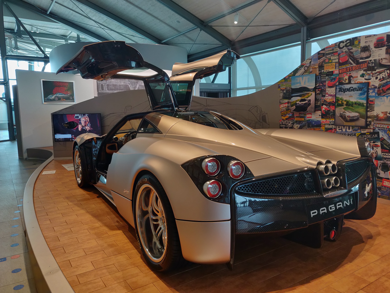 Illustration for article titled I went inside the Pagani factory